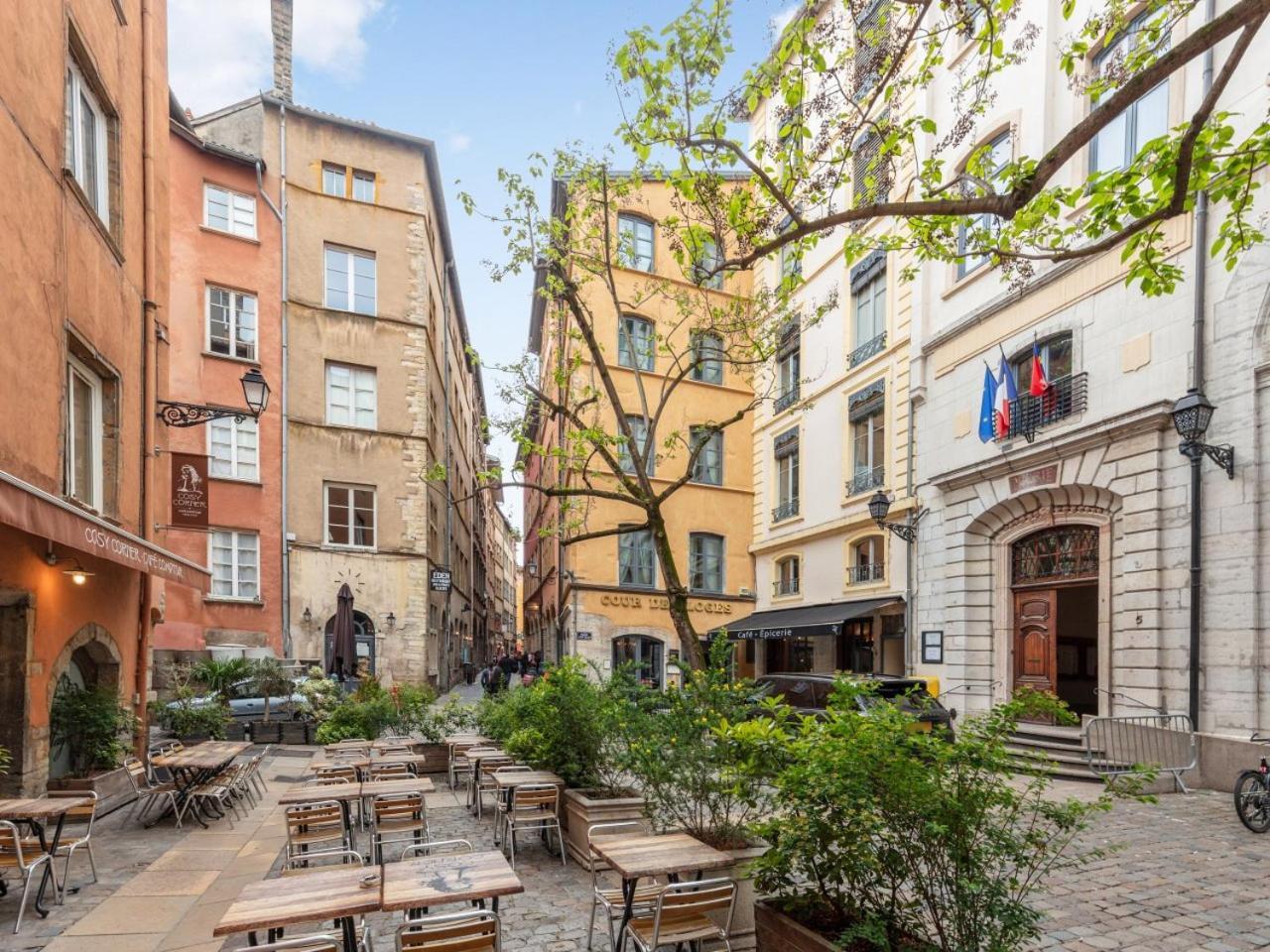 L'Atelier Des Traboules, Au Coeur Du Vieux Lyon Ail Apartment Luaran gambar